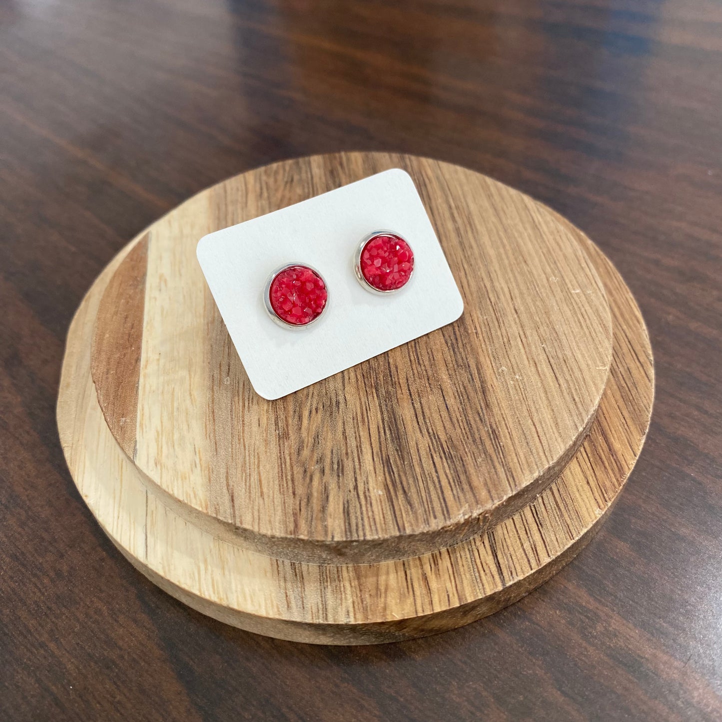 candy apple studs (8mm)