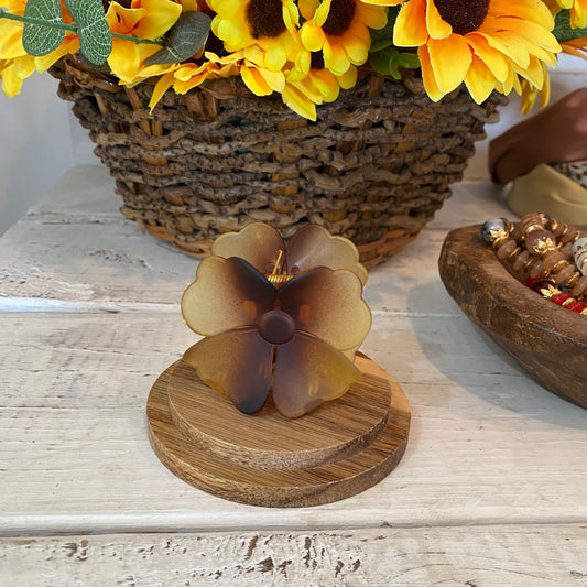 ombré hibiscus claw clip