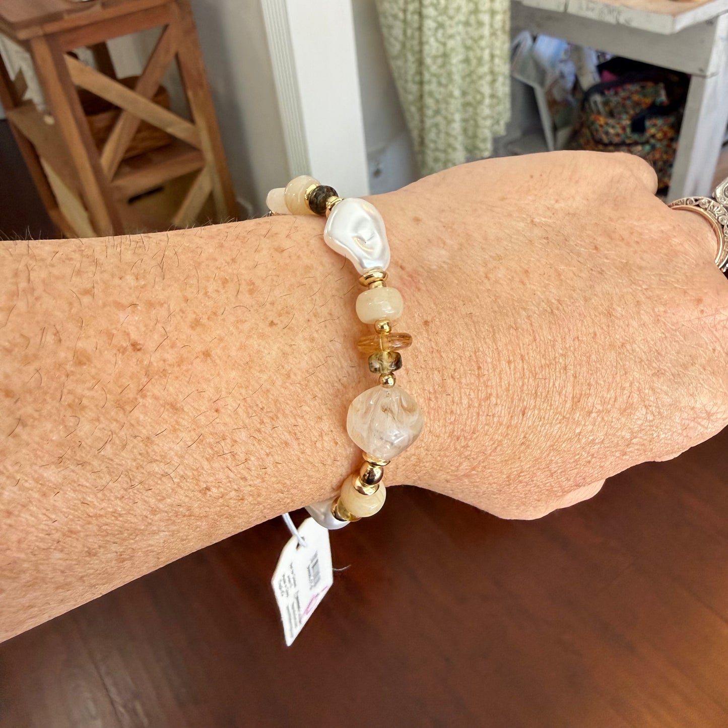 Stone & Pearl Beaded Stretch Bracelet in natural